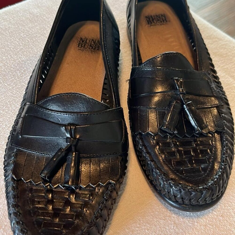 Nunn Bush 8.5M Black Basket Weave Leather Loafers Hipster CEO Date Night